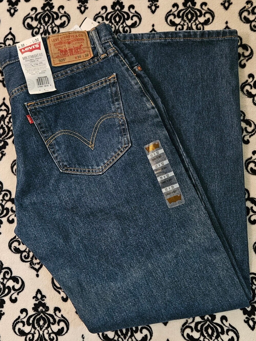 Levi's 505 straight Fit Men's Jeans